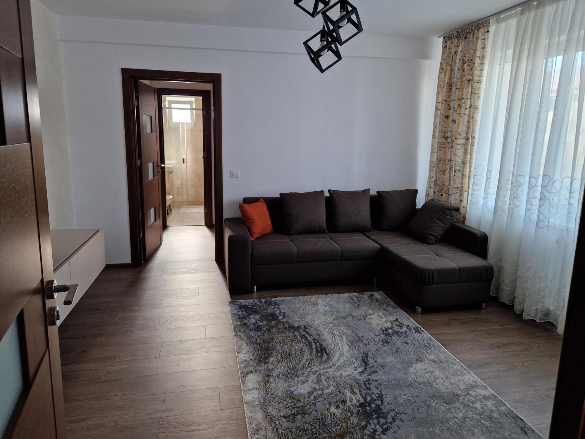 Downtown Apartment Римніку-Вилча Екстер'єр фото